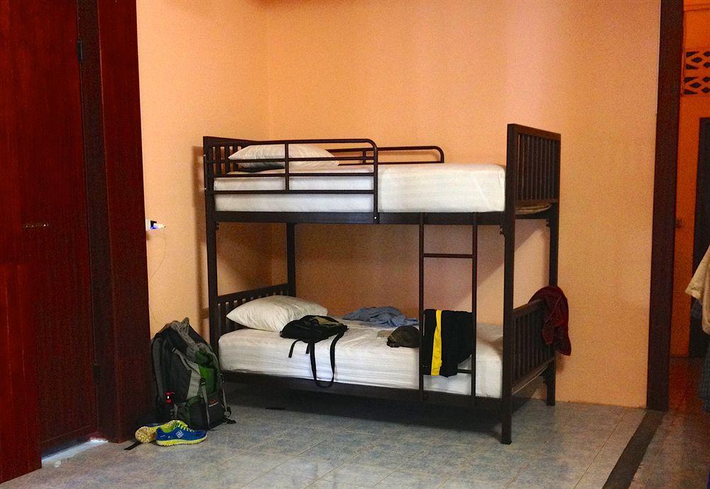 Little Austria Tams Guesthouse Strand von Chaweng Exterior foto