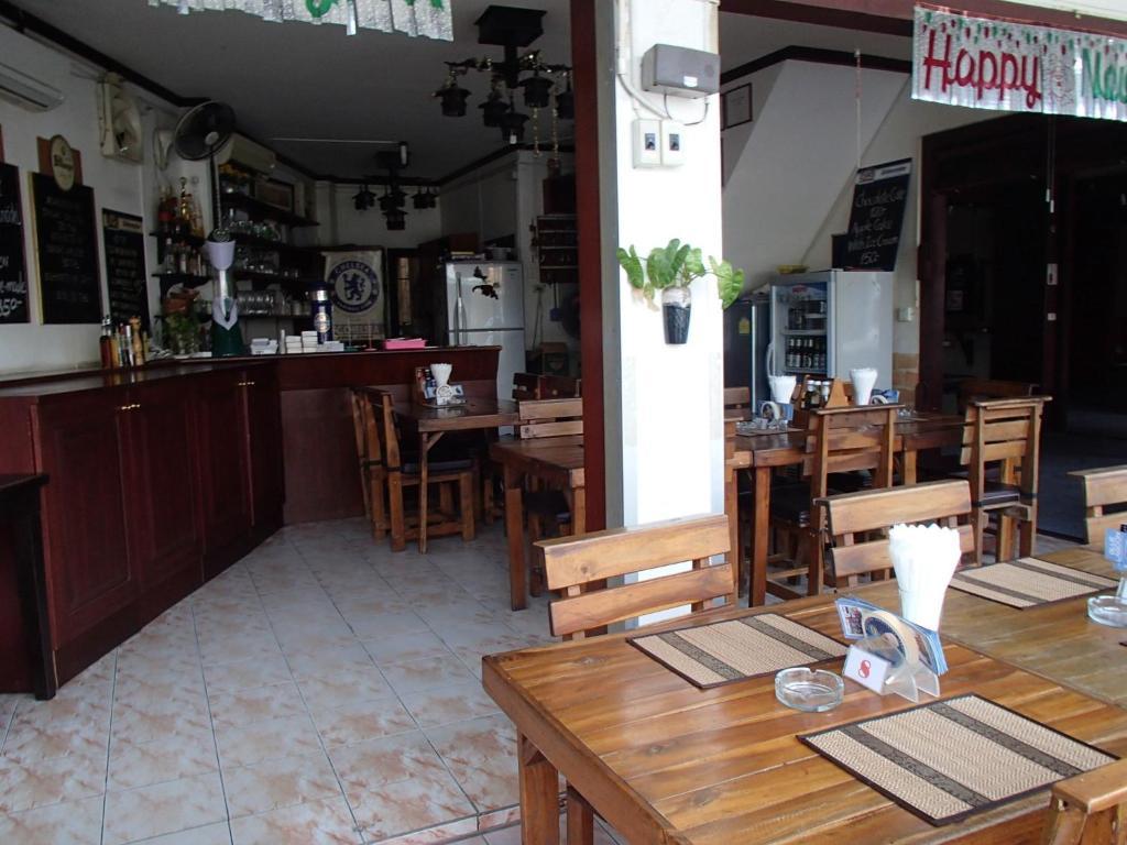 Little Austria Tams Guesthouse Strand von Chaweng Exterior foto