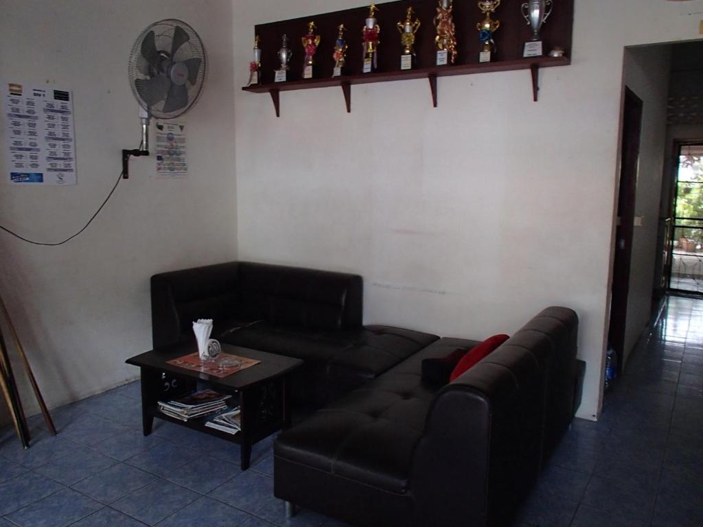 Little Austria Tams Guesthouse Strand von Chaweng Exterior foto