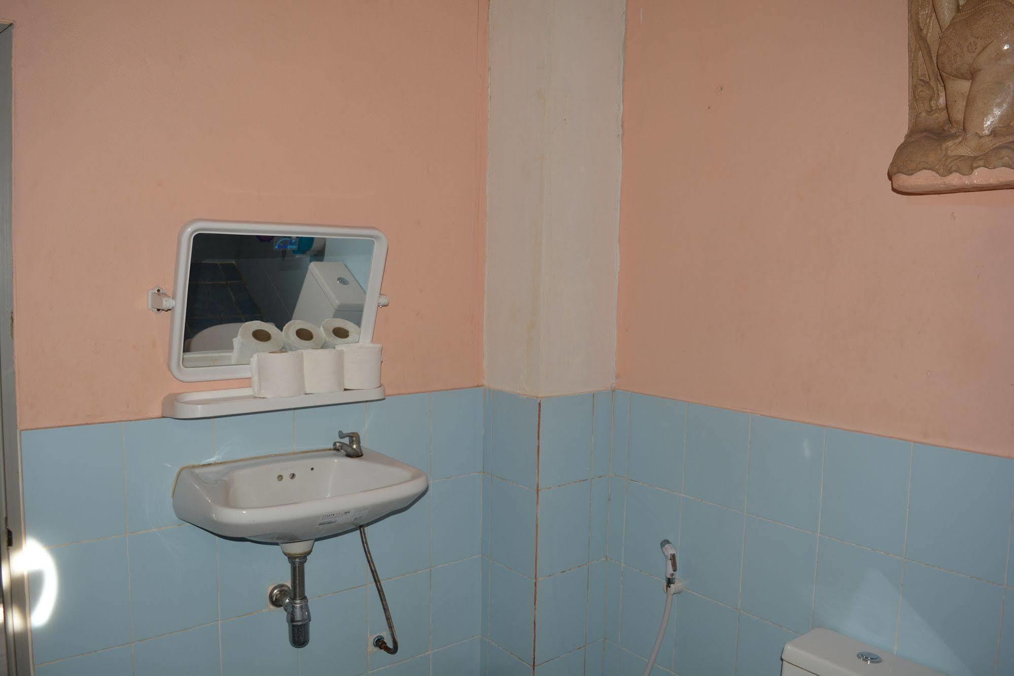 Little Austria Tams Guesthouse Strand von Chaweng Exterior foto