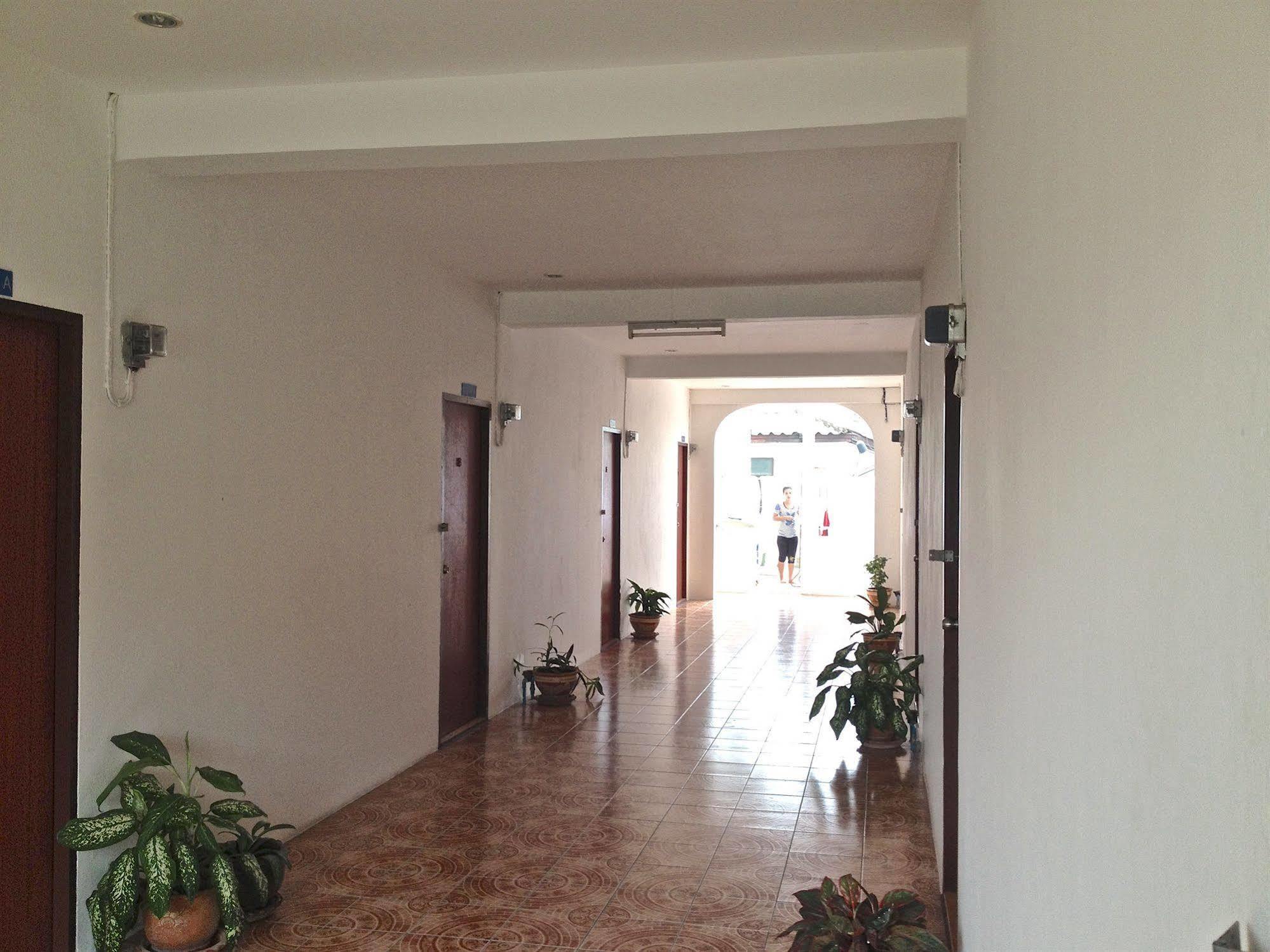 Little Austria Tams Guesthouse Strand von Chaweng Exterior foto